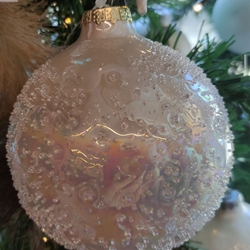 Bola árbol de Navidad blanca con cristalitos - Imagen 1