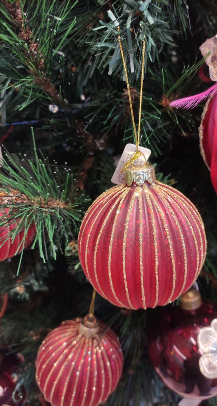 Bola redonda cristal árbol de Navidad roja con purpurina dorada - Imagen 1