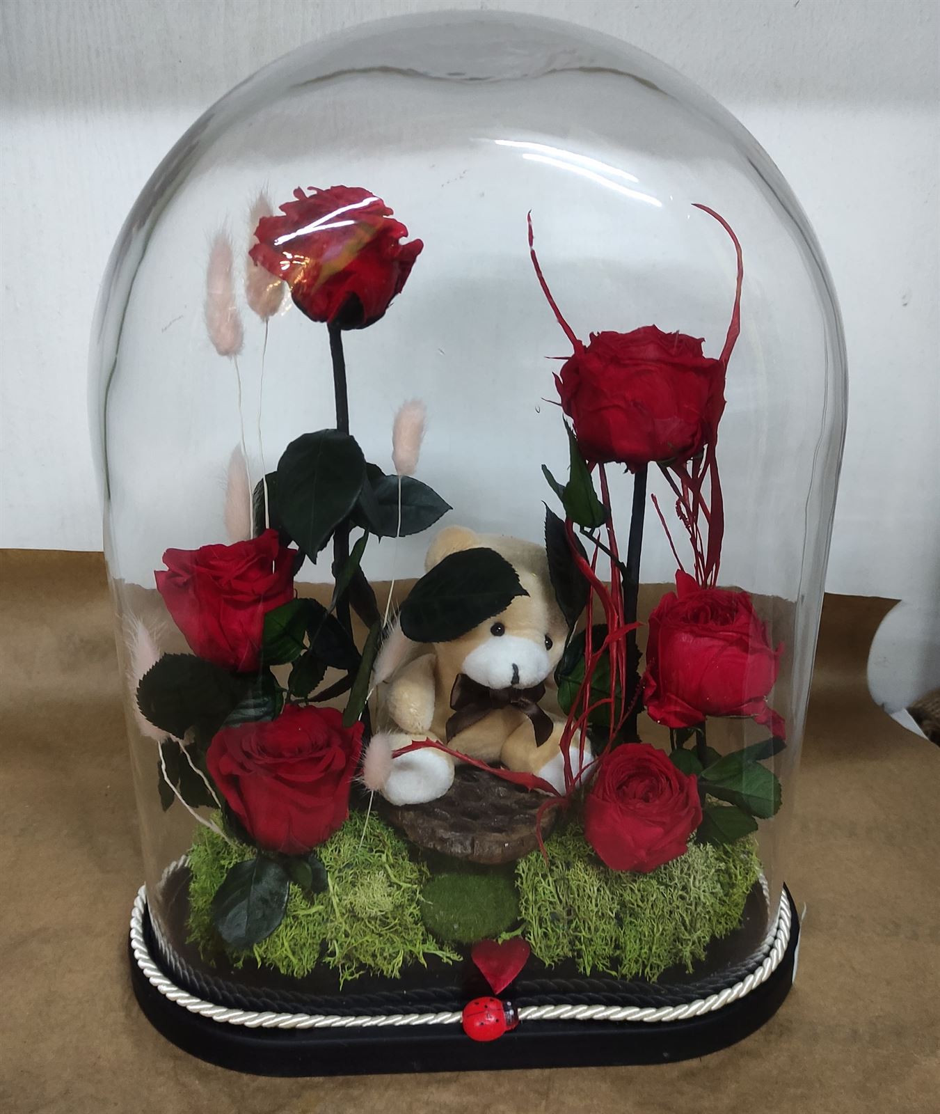 Cúpula pequeña con rosa perservada - Imagen 1