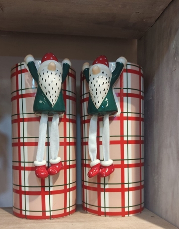 Florero para tus flores con cuadro escoces papa noel colgado con figura - Imagen 1